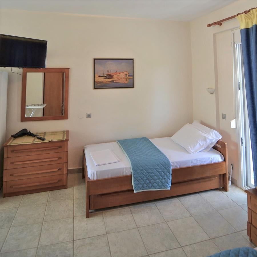 Hotel Nestor Toroni Bagian luar foto